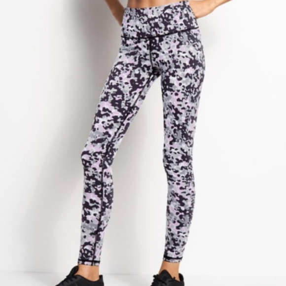 Victoria's Secret Pants - New! VS KNOCKOUT LEGGING S